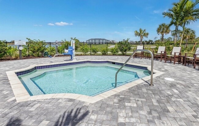 Building Photo - Terrace Condo Wellen Park Golf and Country Club