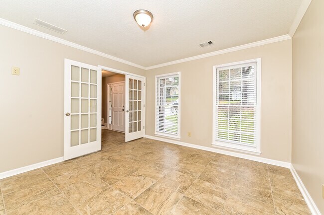 Building Photo - 3307 Poplar Ridge Dr