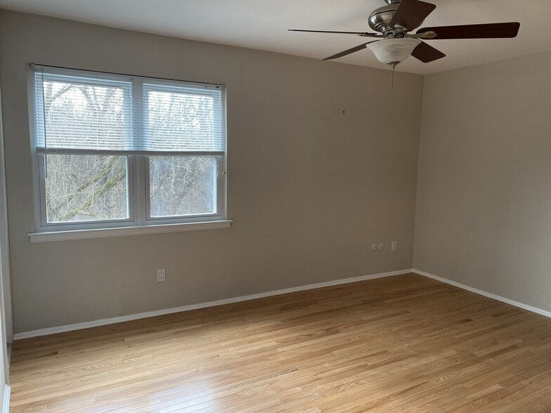 Master Bedroom - 312 Birch Dr