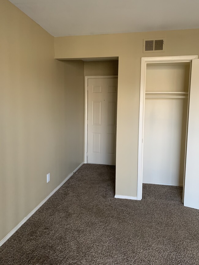 antioch crossing overland park ks apartment finder