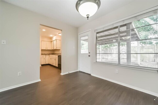 Building Photo - 7206 Gallant Glen Ln