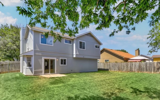 Building Photo - 2501 Windmill Dr