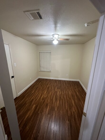 Building Photo - 1324 Sierra Blanca Dr