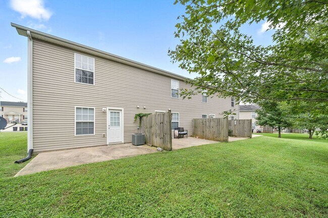 Building Photo - 524 Patriot Park Ct