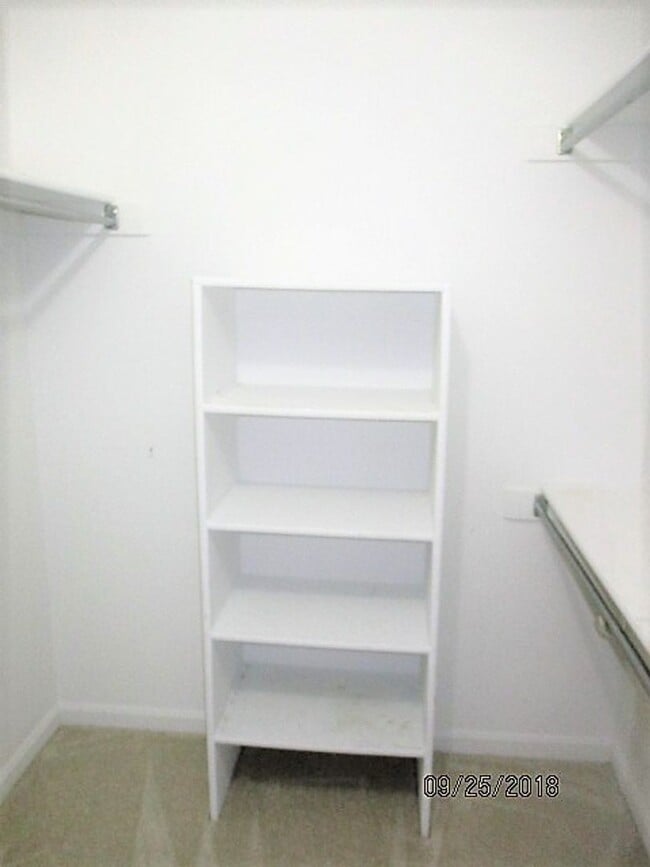 Building Photo - Private And Spacious, Ground Level, 2 Bedr...