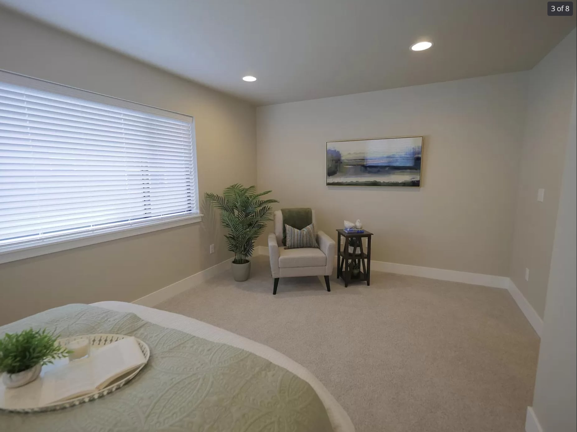 Building Photo - 1096 E Fairhaven Ave