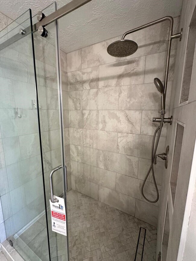 Building Photo - 19238 Anthurium Ct