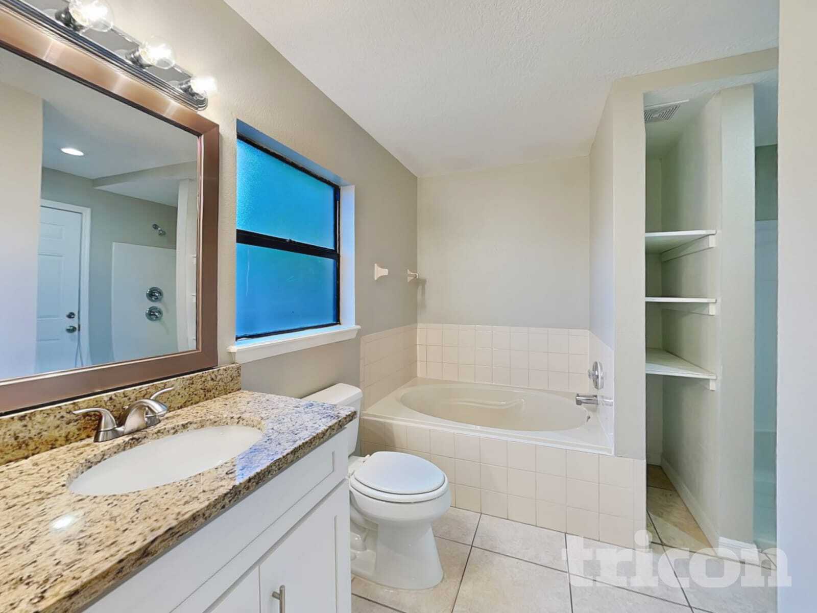 Building Photo - 1435 Spring Ridge Cir