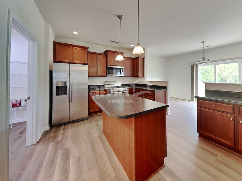 Building Photo - 3602 Nelson Creek Ln