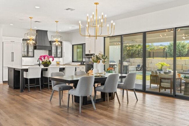 Building Photo - 223 Golden Bear Dr