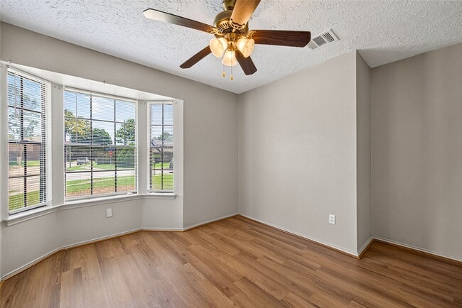 Building Photo - 14002 Kathi Lynn Ln