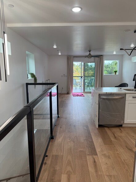 Building Photo - 4253 Raynol St