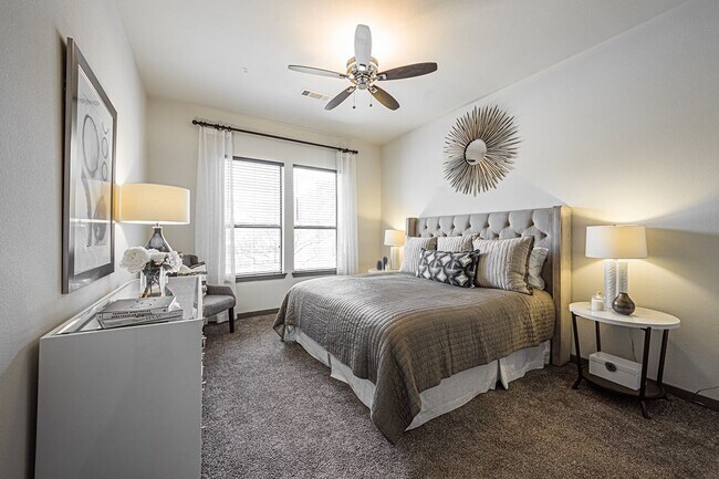 Building Photo - One Month FREE – Your New Home Awaits!