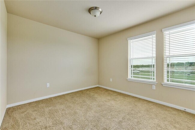 Building Photo - 1800 Arborside Dr