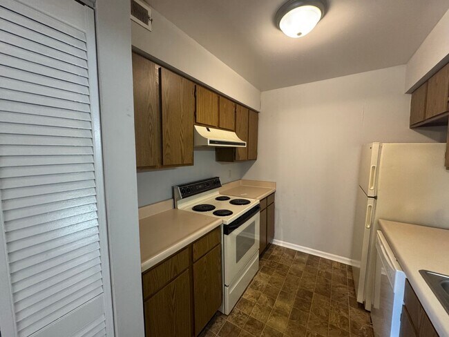 Interior Photo - Hillside Apartments