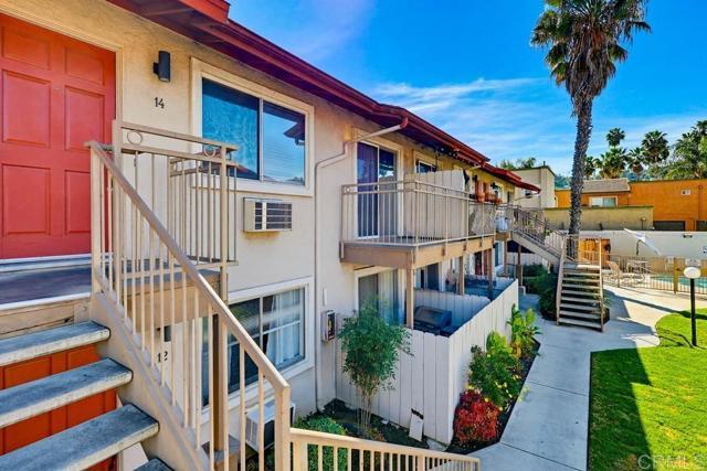 Building Photo - 1025 Estes St