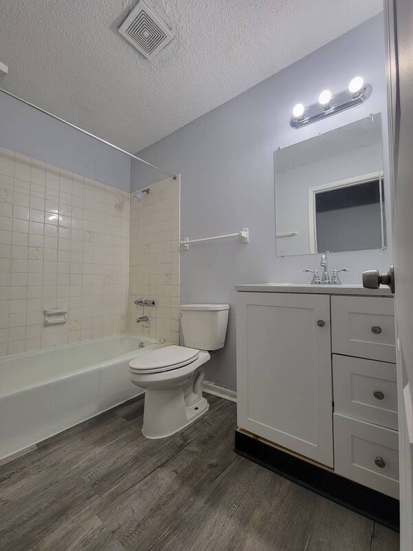 Building Photo - 310 Lawson Ave E