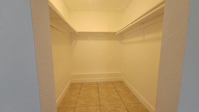 Building Photo - 2800 NW 56th Ave