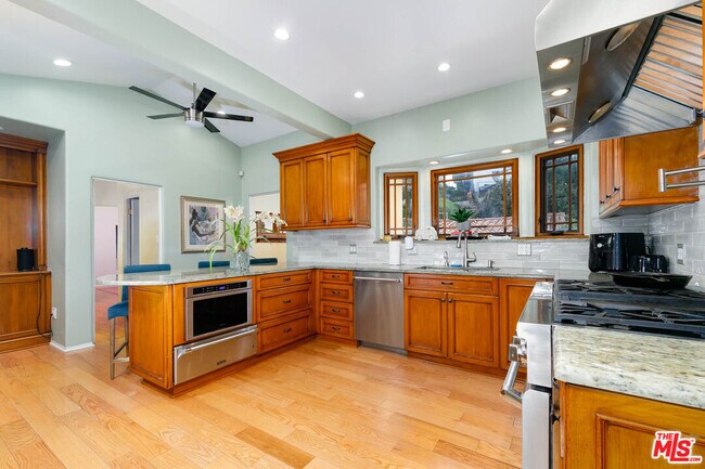 Building Photo - 3757 Lorado Way