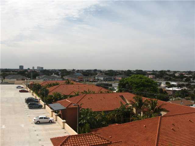 Building Photo - 1801 N Flagler Dr