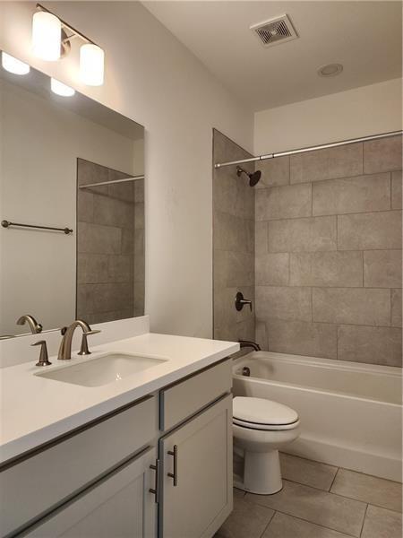 Building Photo - 1241 Westshore Dr