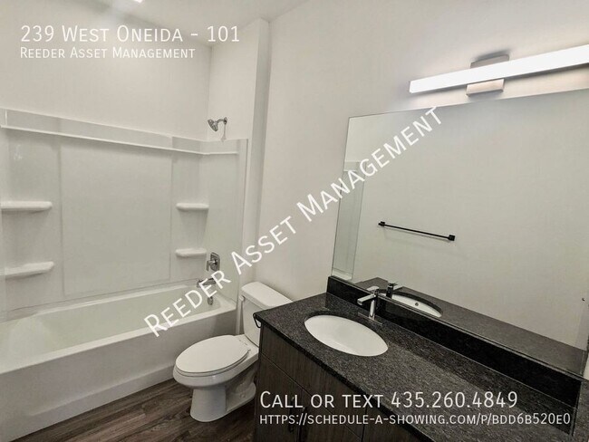 Building Photo - 239 West Oneida-101