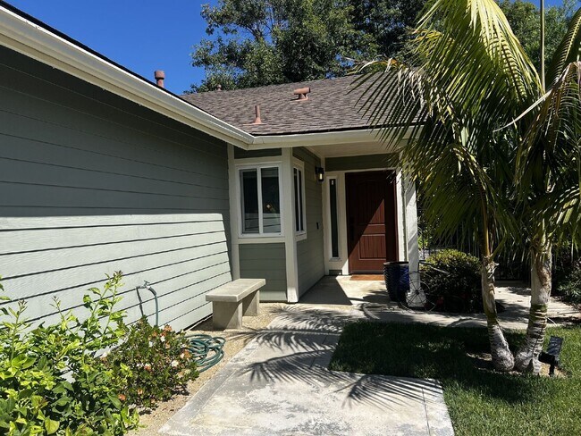 Building Photo - 966 Sheffield Dr