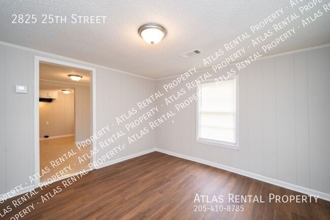 Building Photo - 2825 25th St