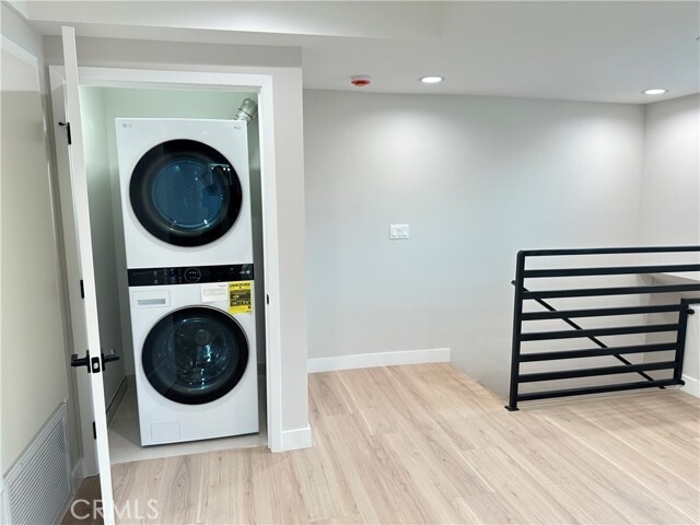 Building Photo - 7317 Darby Pl