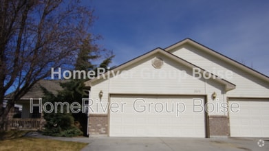 Building Photo - 2020 W Pebblestone St