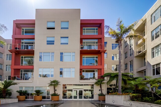 Building Photo - 5855 Horton St