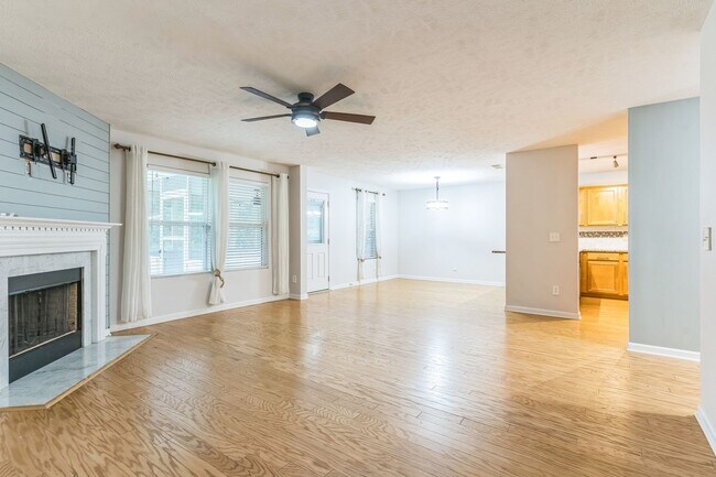 Building Photo - Amazing Home In Creekside Station
