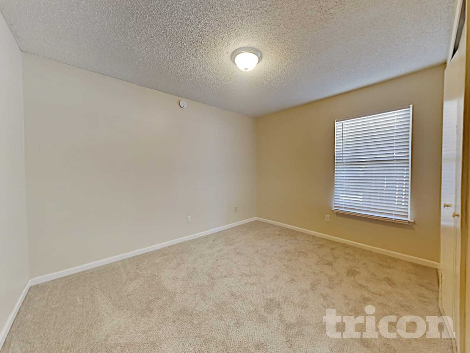 Building Photo - 1293 Munson Cove Dr