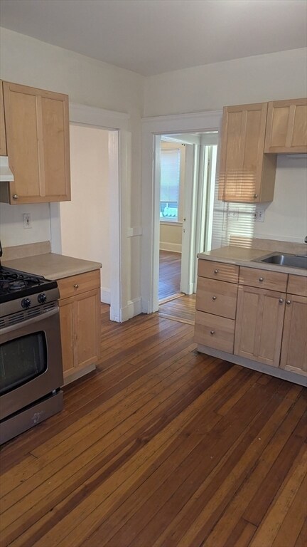 Building Photo - 9 Stedman St