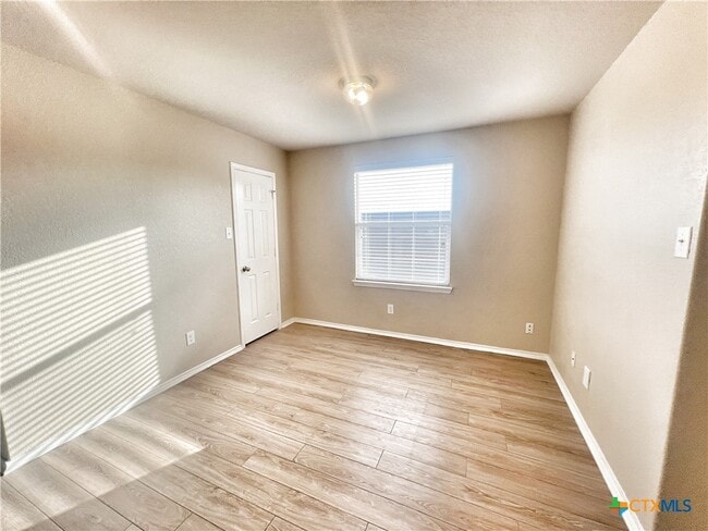 Building Photo - 525 Tom Kemp Dr