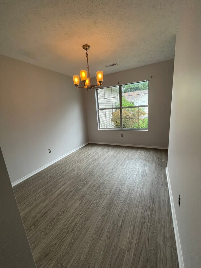 Dining Room - 924 Ashley Michelle Ct