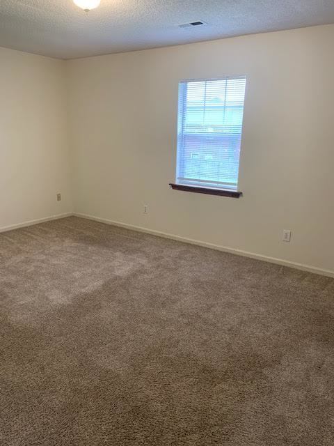 Building Photo - ** COMING SOOM**   "Charming 1-Bedroom Apa...