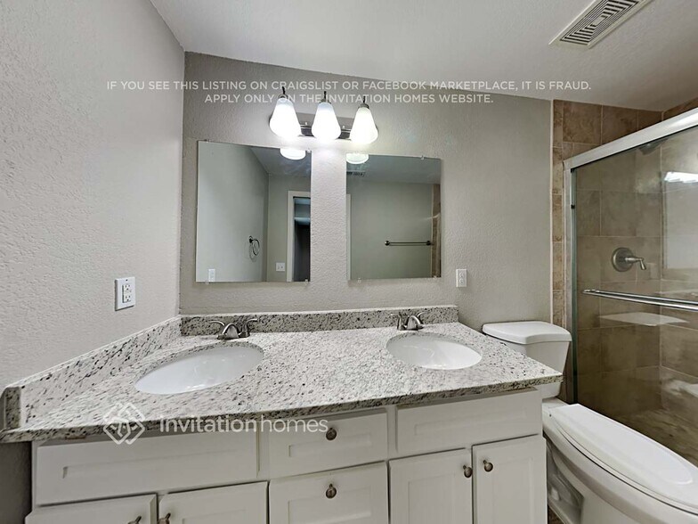 Building Photo - 7904 Irish Dr