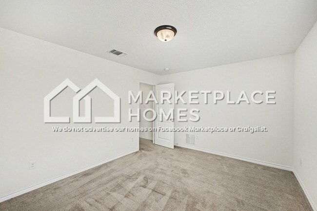 Building Photo - 3901 Legend Hill