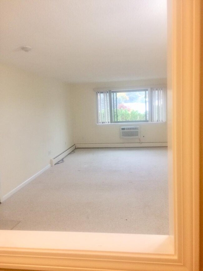 9 Hallmark Gdns 9 Hallmark Gdns Burlington MA 01803 Apartment Finder