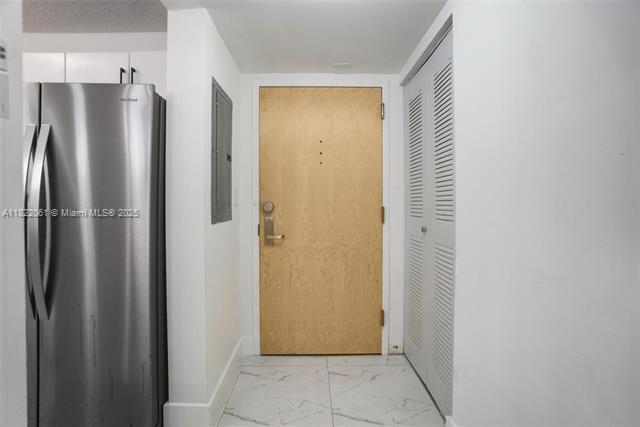 Building Photo - 1200 Brickell Bay Dr