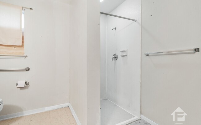 Building Photo - 1311 NW 19th St