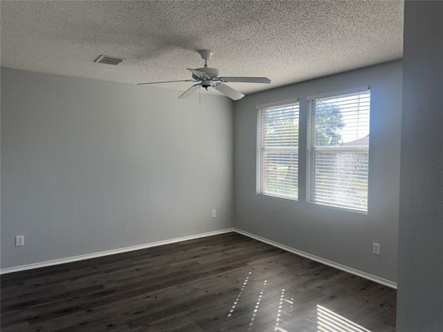 Building Photo - 1744 Hickory Creek Ln