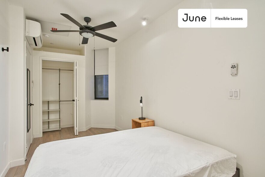 Building Photo - Beautiful Private ROOM in Manhattan