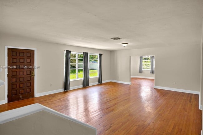 Building Photo - 8775 SW 53rd Ct
