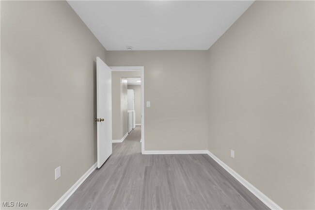 Building Photo - 1152 Elmwood Rd