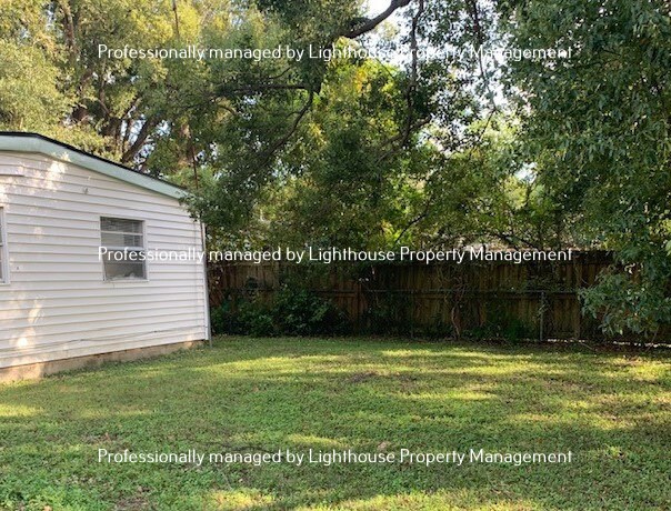 Building Photo - Quaint 2/1 in Highlands!