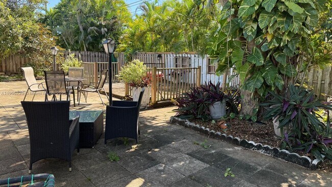 Building Photo - 11460 NW 37th St