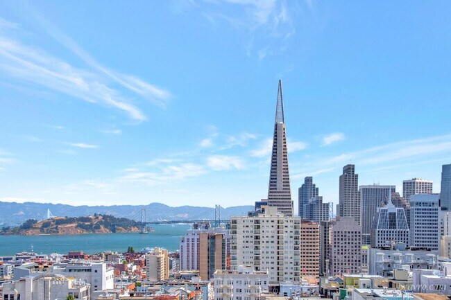 Building Photo - 1250 Taylor St