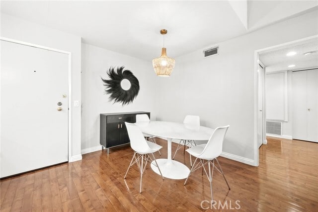 Building Photo - 4210 Vía Arbolada